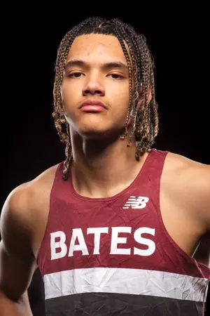 Seneca Moore breaks Bates record