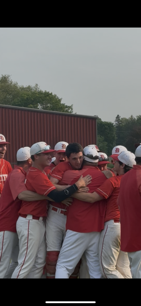 Simpson propels Dexter/PCHS to quarterfinal upset over top seed Foxcroft