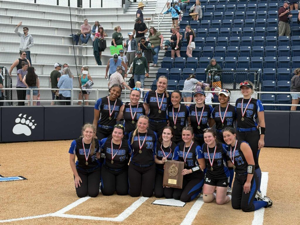 Hermon holds off Old Town to win first softball regional title in 10 years