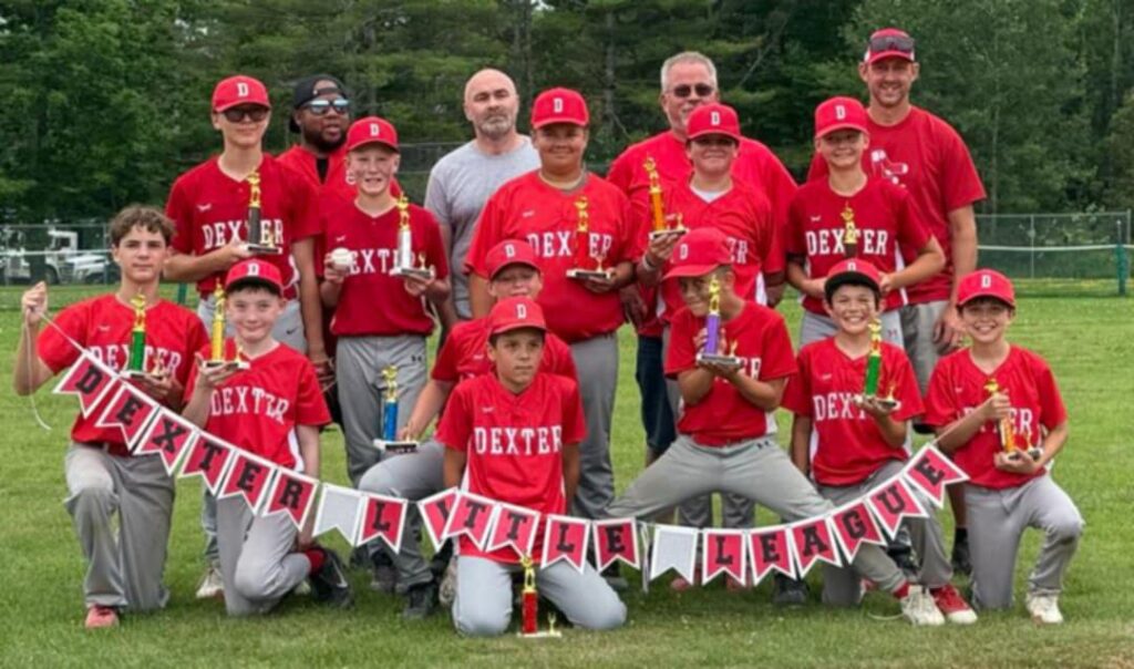 Dexter Little League finishes undefeated