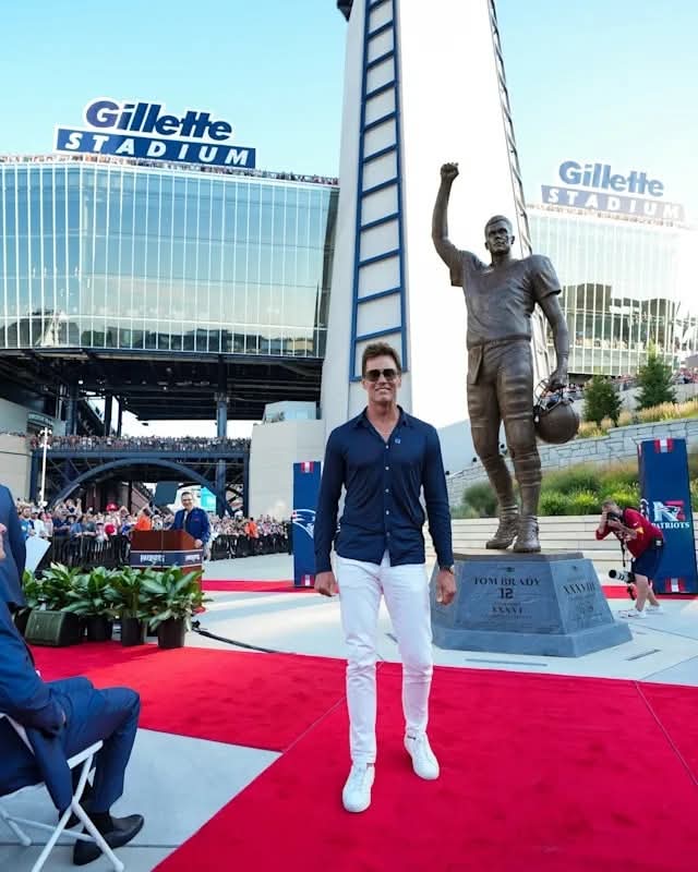 Tom Brady statue unveiled at Gillette Stadium, Patriots crush the Commanders in preseason opener