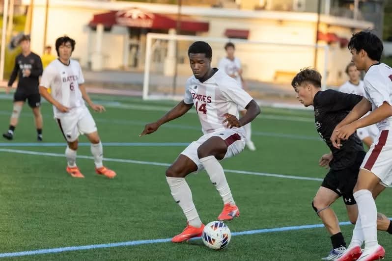 Bates men’s soccer shuts out nationally ranked Bowdoin