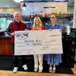 Maddie Niles Recieves $1,000 Schoalrship from the Maine Sports Hall of Fame
