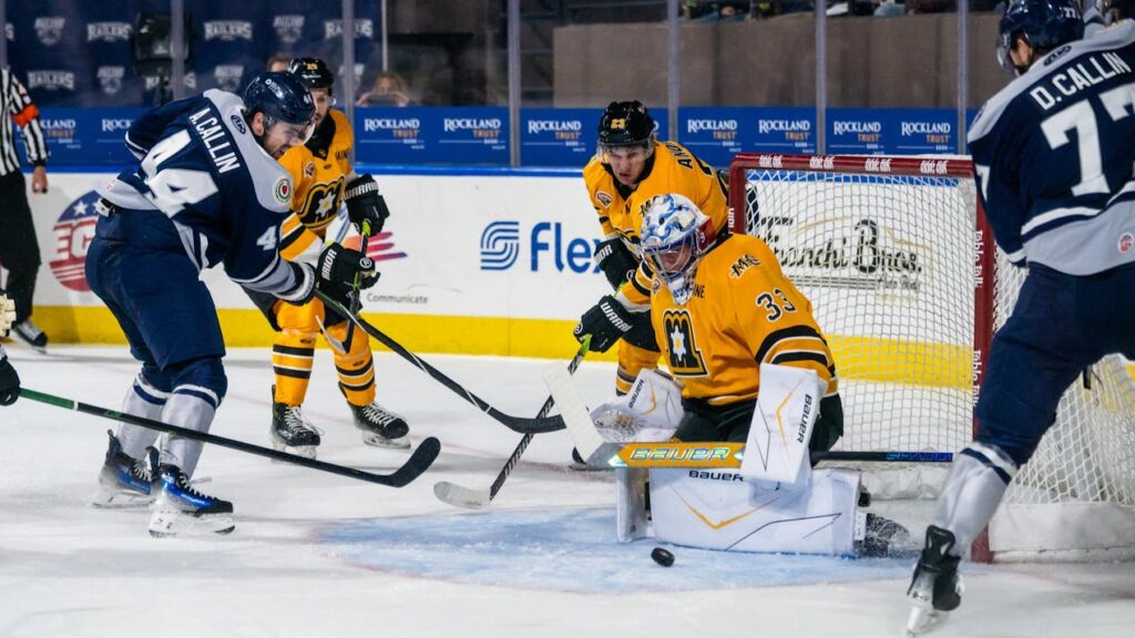 Maine Mariners shutout Worcester in season opener