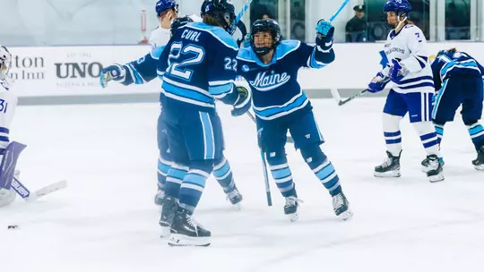 Maine women’s hockey gains a road split at Holy Cross