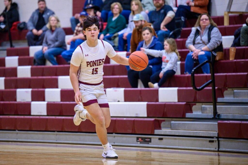 Miles Luellen named male athlete of the week