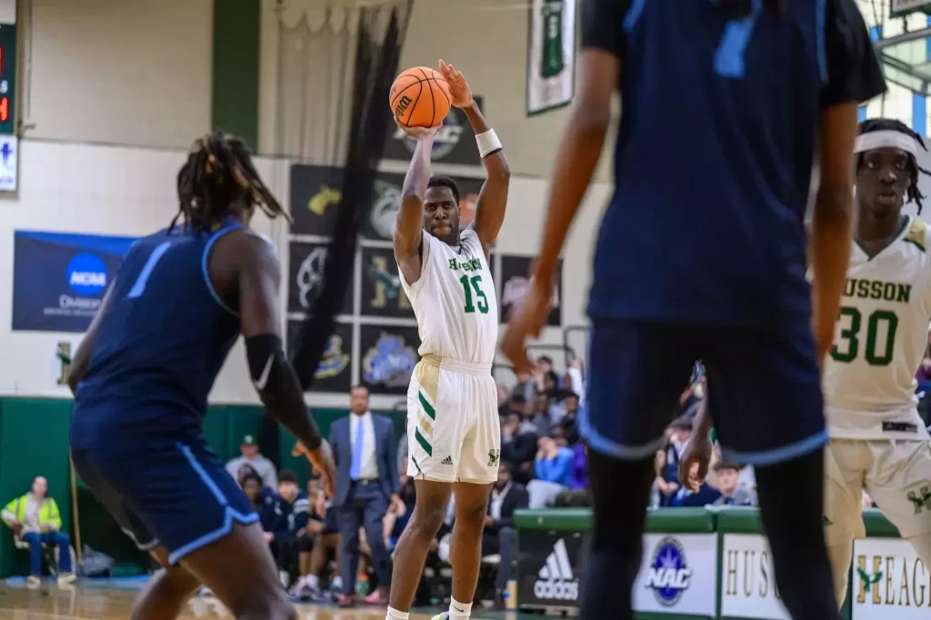 Husson men’s basketball tops Maine Maritime to stay unbeaten in the NAC