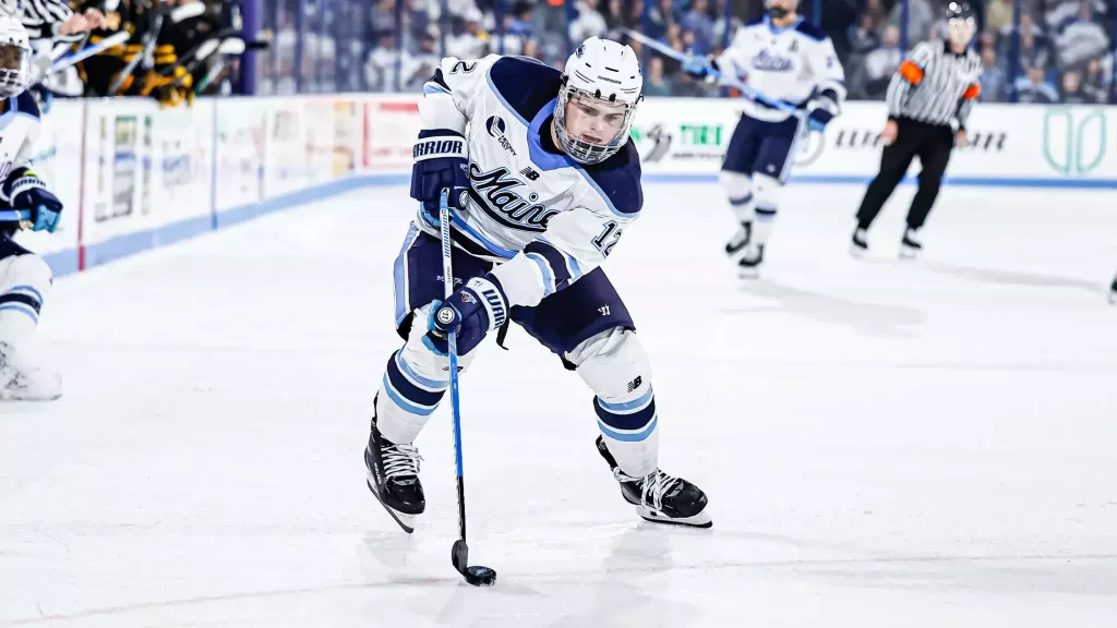 Fowler nets game winner against his former team, as Maine men’s hockey wins in overtime over UMass-Lowell
