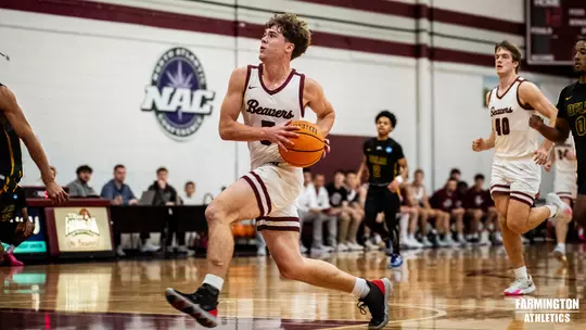 UMF men’s basketball stays unbeaten in the NAC, sends Husson to first league loss