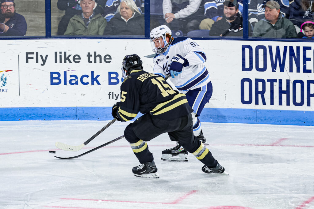 Maine men’s hockey ends the first half on a three game win streak after weekend sweep over Lindenwood