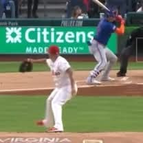 Red Sox sign starting pitcher Ranger Suarez