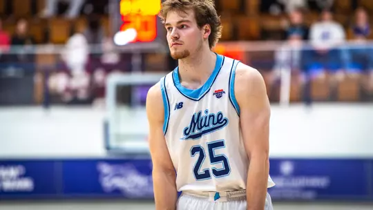 Big second half run sends Vermont men’s basketball past Maine