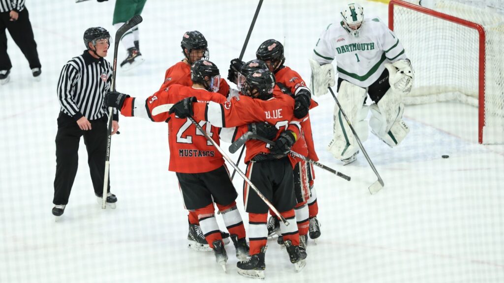 CMCC men’s hockey ranked in the top five of ACHA Division III