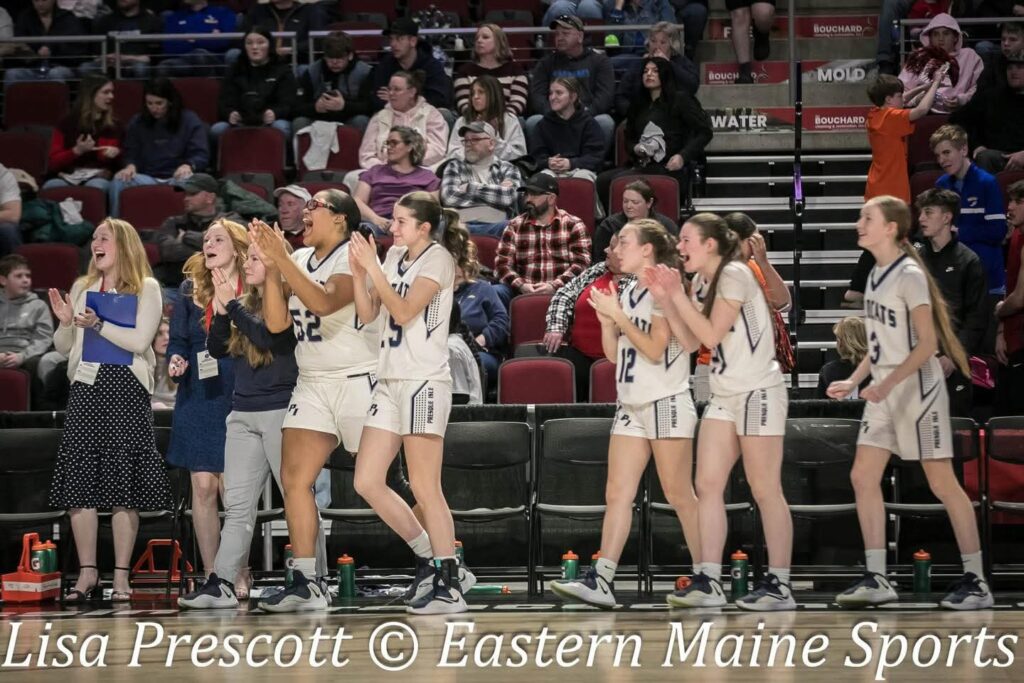 Collins comes off the bench to spark Presque Isle girls to quarterfinal win