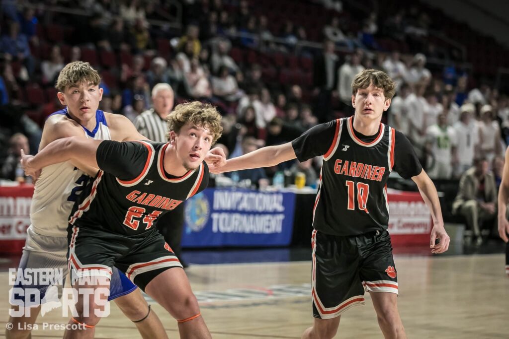Gardiner boys pull away from Hermon to advance to the regional championship game