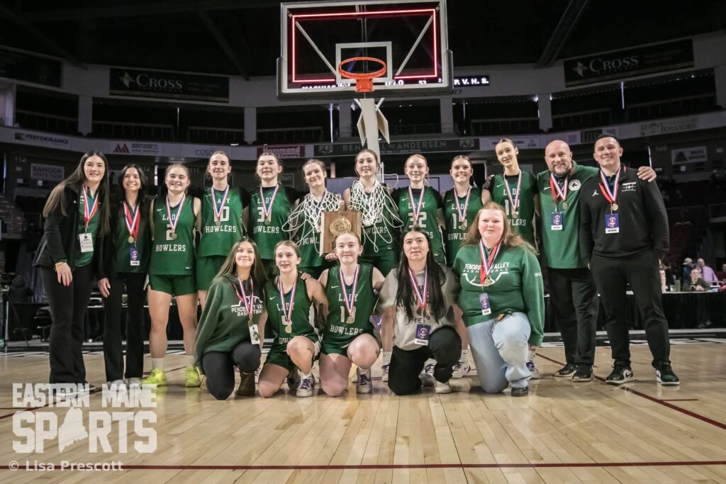 PVHS girls start fast and win Class D North regional championship