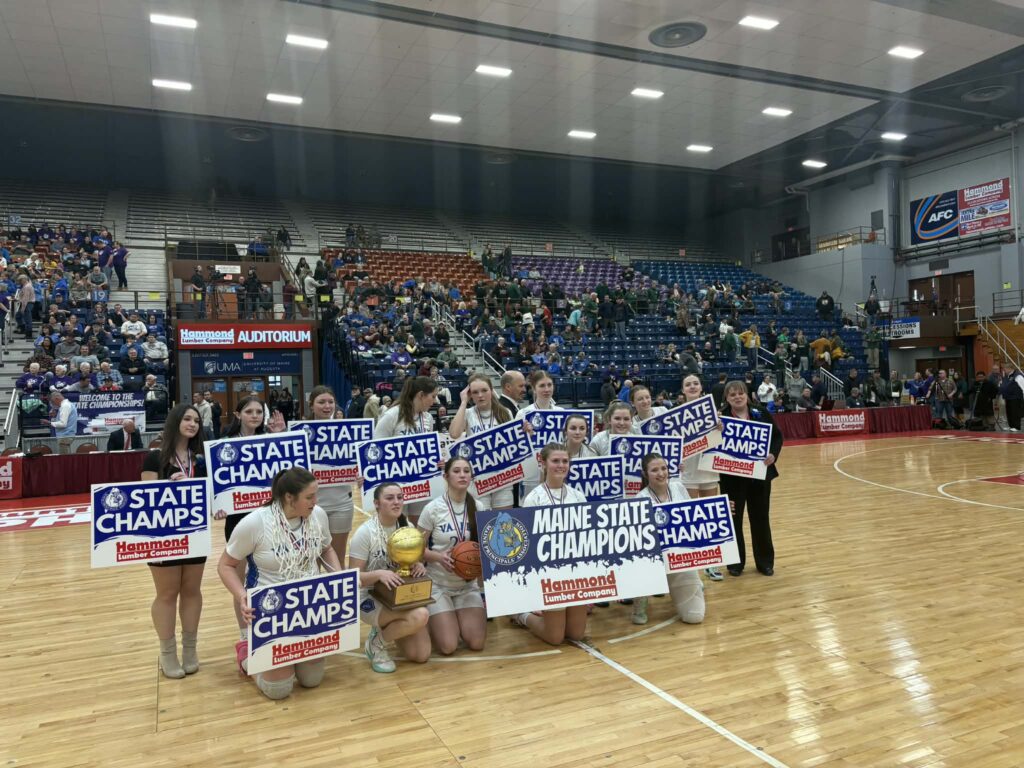 Valley girls win second straight basketball state title