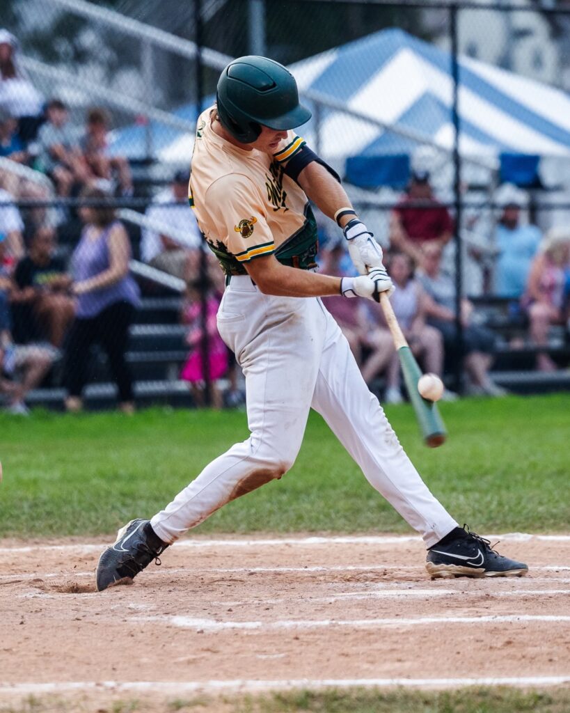 Sanford Mainers fall apart in late innings in Game 2 at Danbury, NECBL Championship Series down to a decisive Game 3