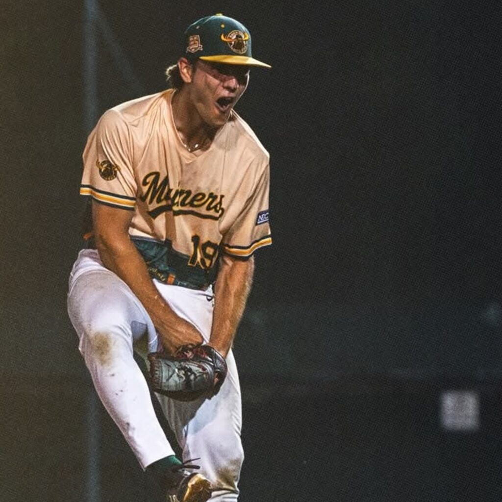 Sanford Mainers hold off Bristol in Game 3, move on to New England Collegiate Baseball League Championship Series